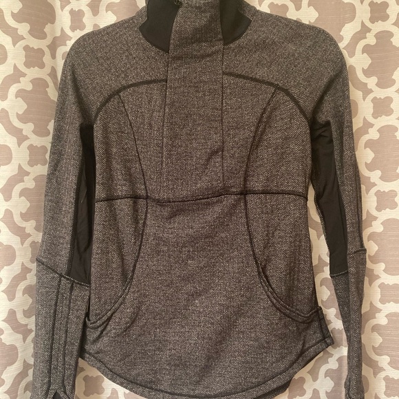 Lululemon 1/2 zip pullover.                          GUC. Herringbone - Picture 1 of 4
